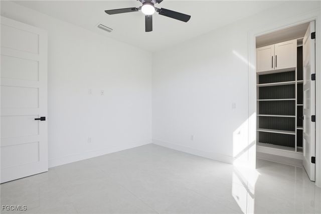 866 SW 18th ST, Cape Coral, FL 33991