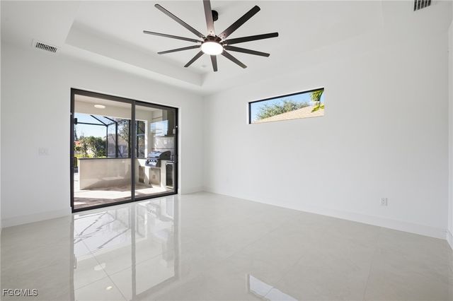 866 SW 18th ST, Cape Coral, FL 33991