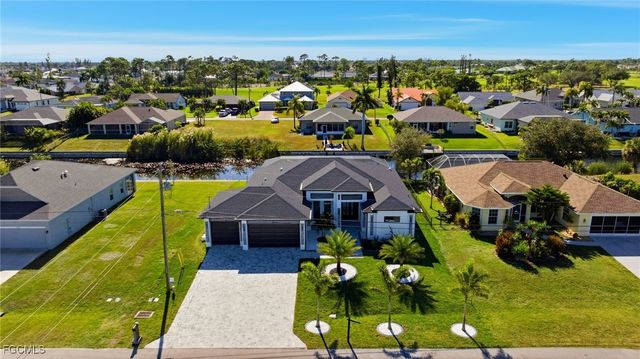 866 SW 18th ST, Cape Coral, FL 33991