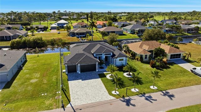 866 SW 18th ST, Cape Coral, FL 33991