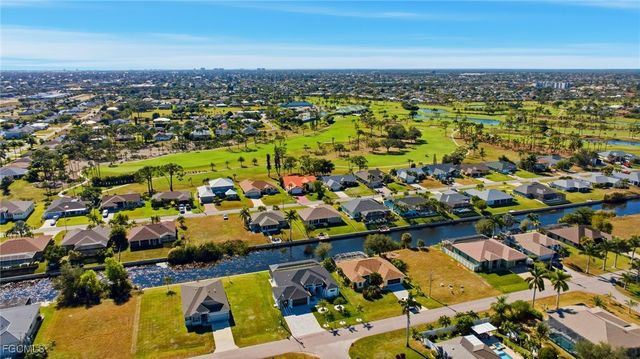 866 SW 18th ST, Cape Coral, FL 33991