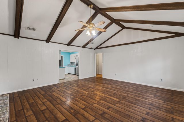 2101 Sunset Dr., Hattiesburg, MS 39402