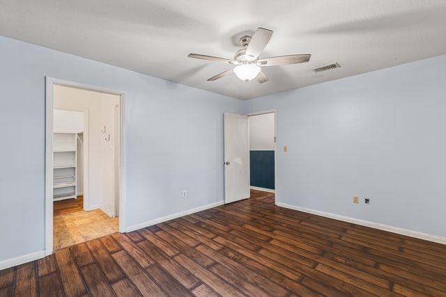 2101 Sunset Dr., Hattiesburg, MS 39402