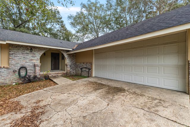 2101 Sunset Dr., Hattiesburg, MS 39402