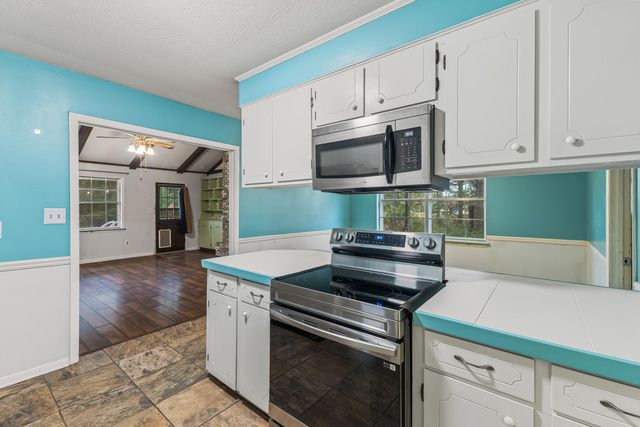 2101 Sunset Dr., Hattiesburg, MS 39402