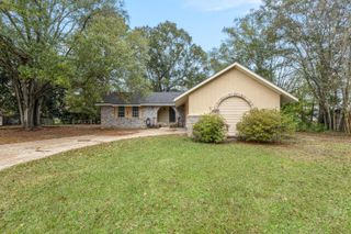 2101 Sunset Dr., Hattiesburg, MS 39402