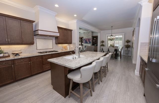 1863 E Calle Verde Way, Fresno, CA 93730