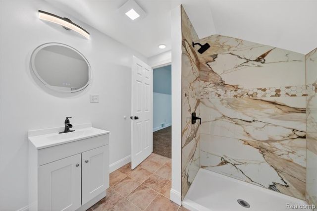 16873 Mansfield Street, Detroit, MI 48235