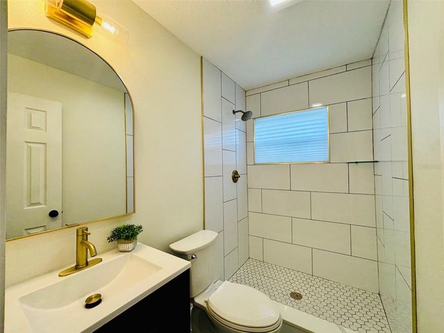 6411 N 34TH STREET, Tampa, FL 33610