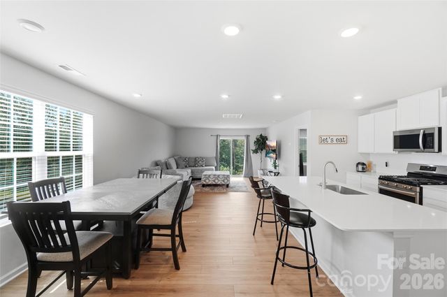 146 Brentwood Drive, Statesville, NC 28625