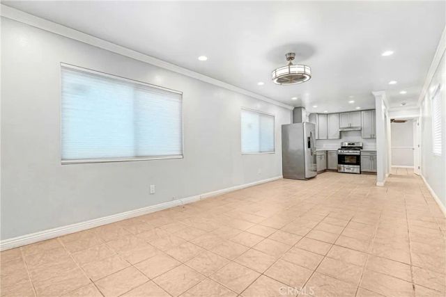 400 W 109th, Los Angeles, CA 90061