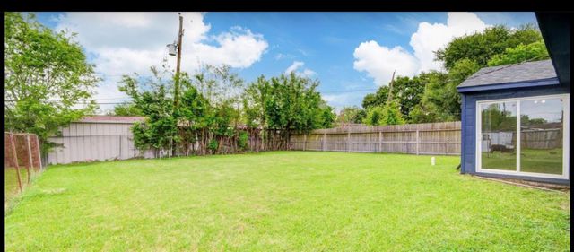 10611 Leitrim Way, Houston, TX 77047