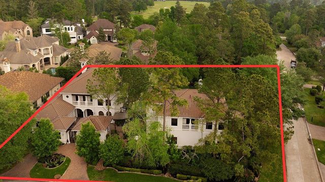 36 Golden Scroll Circle, The Woodlands, TX 77382