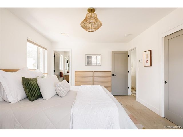 14220 Berry Rd, Golden, CO 80401