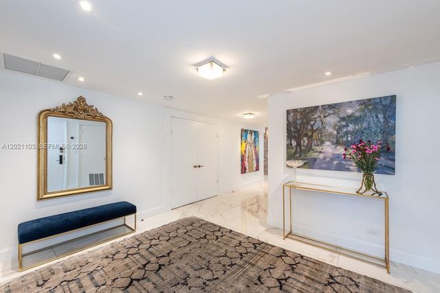 10180 W Bay Harbor Dr 4A, Bay Harbor Islands, FL 33154