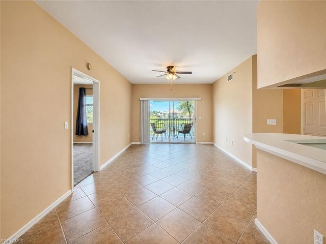 6490 Aragon WAY 303, Fort Myers, FL 33966