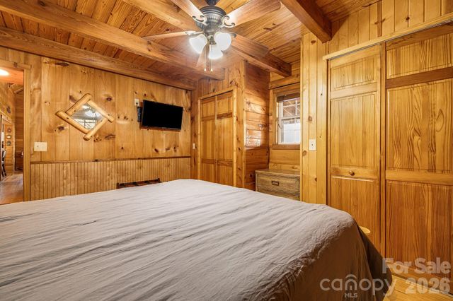 233 Rocky Top Road, Maggie Valley, NC 28751