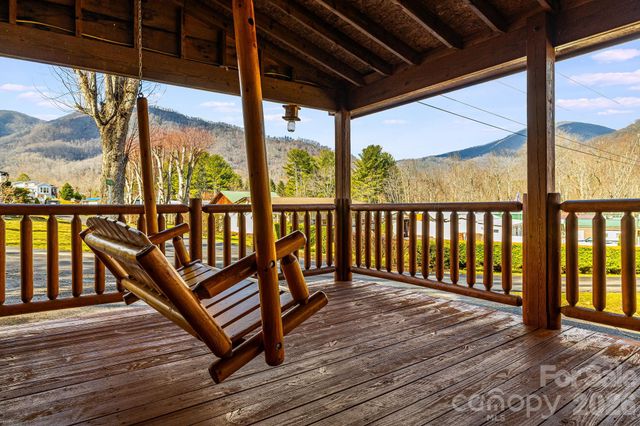 233 Rocky Top Road, Maggie Valley, NC 28751