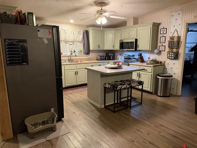 368 Bishop Troutt Rd, Westmoreland, TN 37186