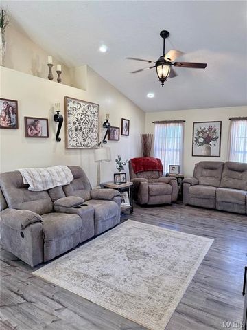 14345 County Road 7240, Rolla, MO 65401