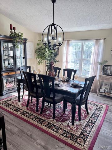 14345 County Road 7240, Rolla, MO 65401