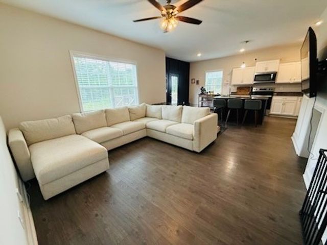 554 Judah Cir, Clarksville, TN 37042