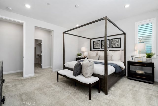 601 Catalonia, Lake Forest, CA 92630