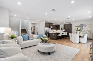 601 Catalonia, Lake Forest, CA 92630