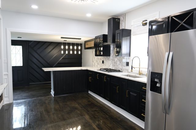 15239 Vincennes Road, Phoenix, IL 60426