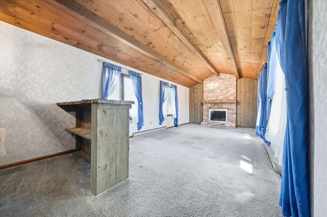 33 Ross Street, Nashua, NH 03060