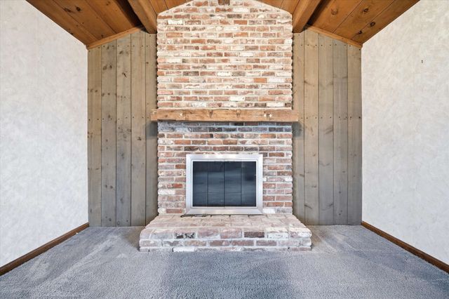 33 Ross Street, Nashua, NH 03060