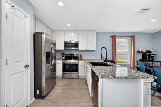 10111 GAP CRK, San Antonio, TX 78254