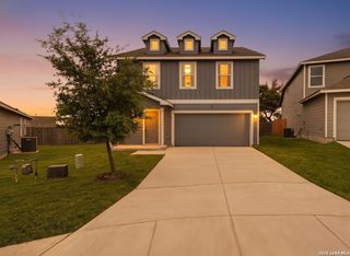 10111 GAP CRK, San Antonio, TX 78254