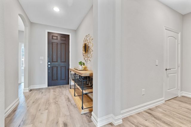 9613 Trailway Drive, Oak Point, TX 75068
