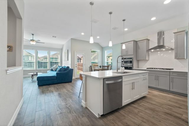 9613 Trailway Drive, Oak Point, TX 75068