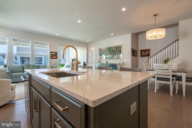 203 GERRY WAY, Ambler, PA 19002