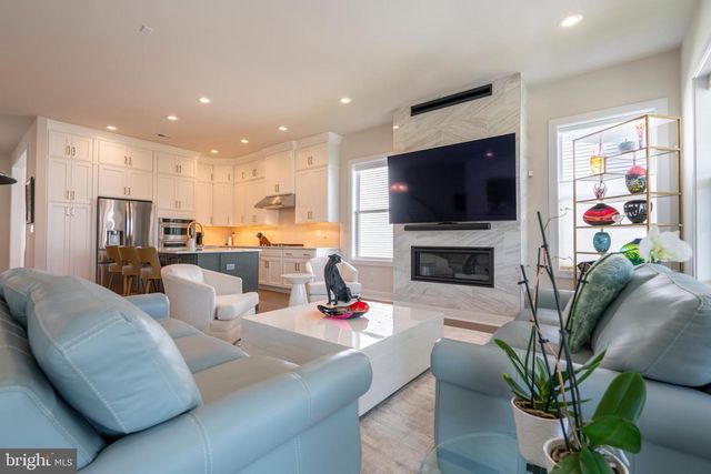 203 GERRY WAY, Ambler, PA 19002