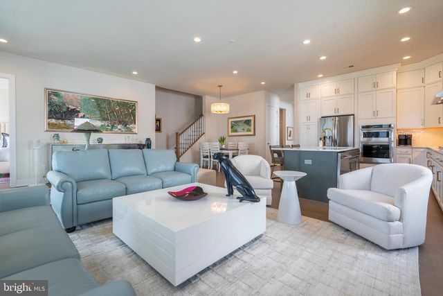 203 GERRY WAY, Ambler, PA 19002