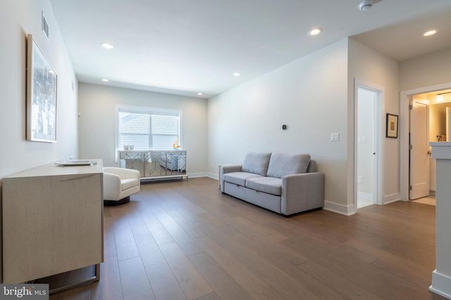 203 GERRY WAY, Ambler, PA 19002