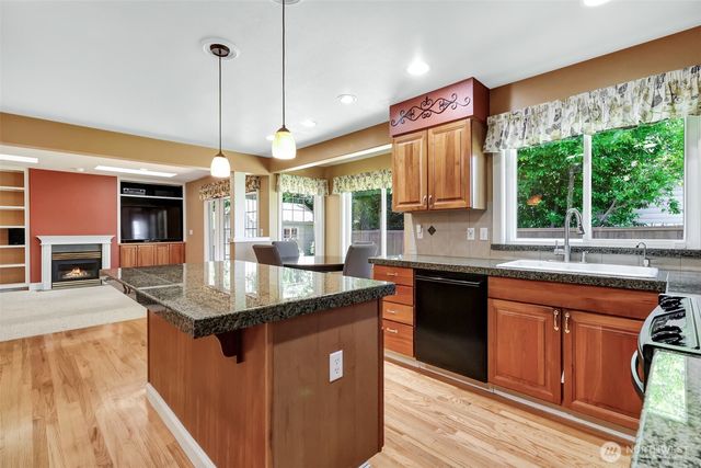 28307 143rd Avenue SE, Kent, WA 98042