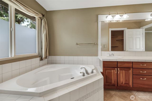 28307 143rd Avenue SE, Kent, WA 98042