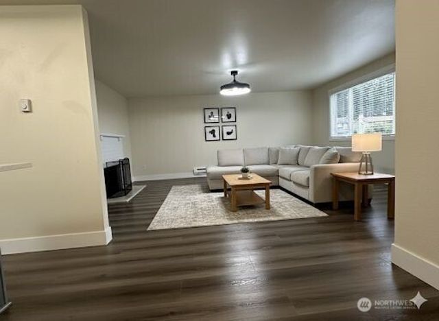 14917 20th Avenue E, Tacoma, WA 98445