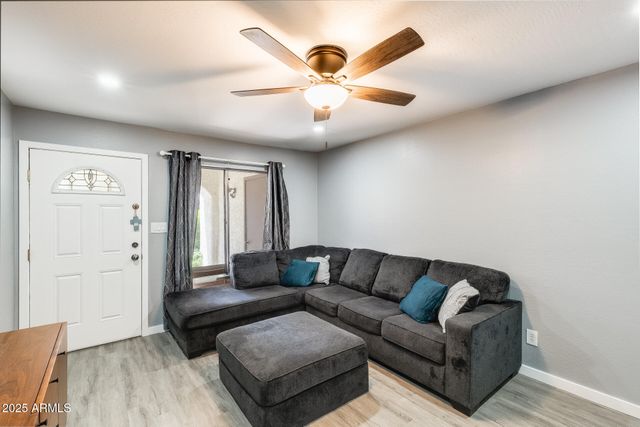 4730 W NORTHERN Avenue 1102, Glendale, AZ 85301