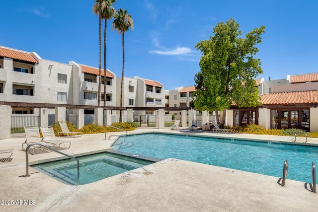 4730 W NORTHERN Avenue 1102, Glendale, AZ 85301