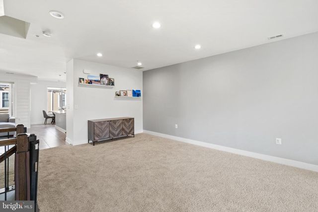 1304 MAIN LINE BLVD, Alexandria, VA 22301