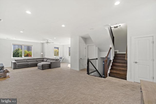 1304 MAIN LINE BLVD, Alexandria, VA 22301