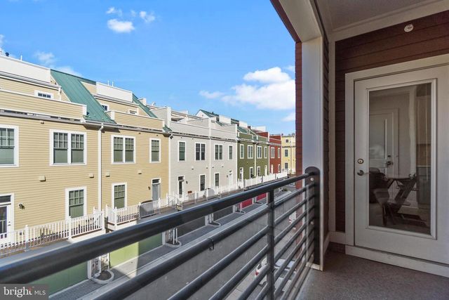 1304 MAIN LINE BLVD, Alexandria, VA 22301