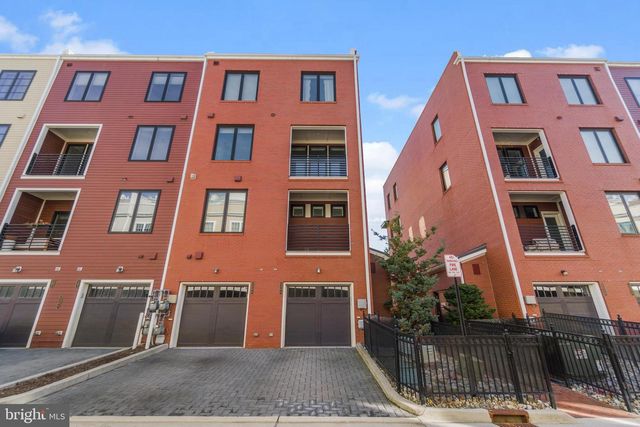 1304 MAIN LINE BLVD, Alexandria, VA 22301
