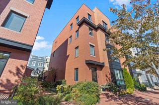 1304 MAIN LINE BLVD, Alexandria, VA 22301