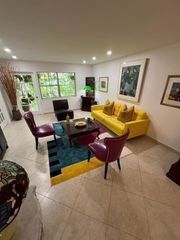 351 NE 19TH Place 206K, Wilton Manors, FL 33305